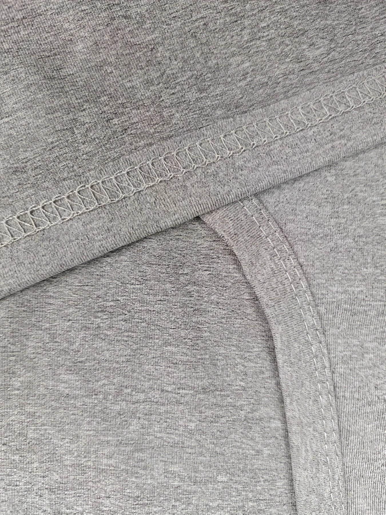 Men's Muscle-Fit Tank Top - Quick-Dry Bodybuilding Gym Shirt